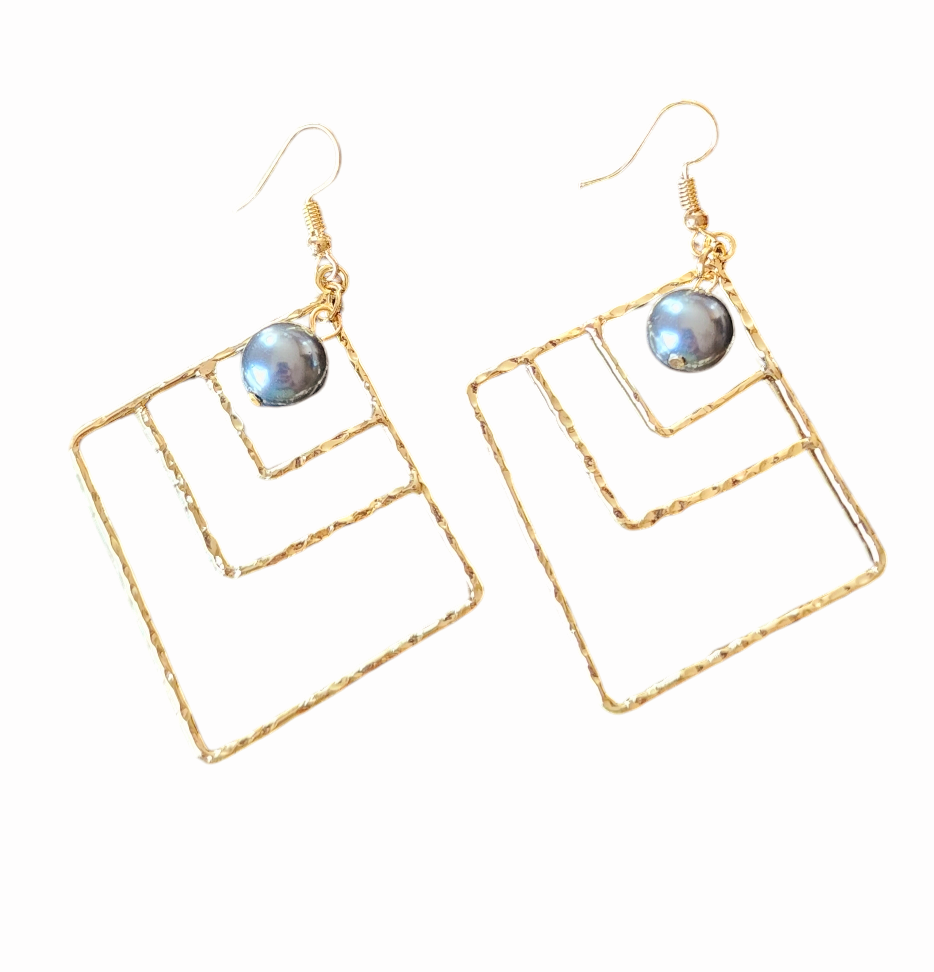 Square Pearl Dangling Earring